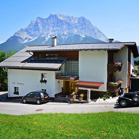 Haus Bergfrieden Hotel Lermoos Exterior photo